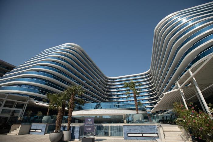 White Titanic - Blue