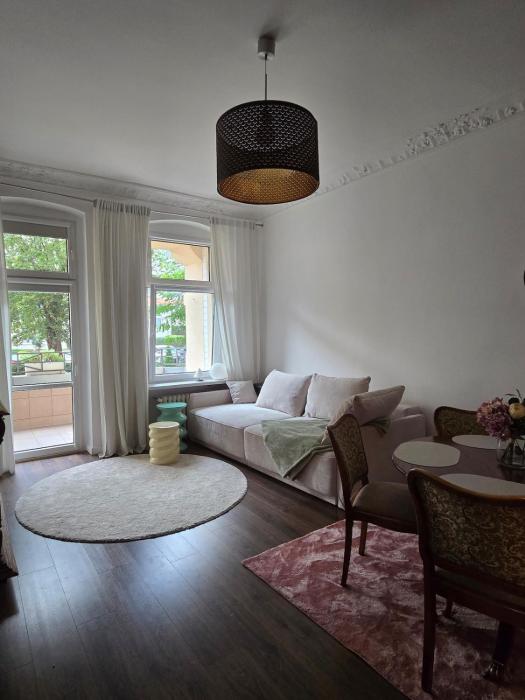 Charming Ground Floor Apartment - Szczecin Center