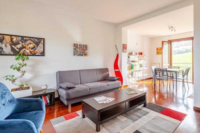 Villa nel verde di Marco Simone vicino ai campi da Golf e al Polo Tecnologico Tiburtino