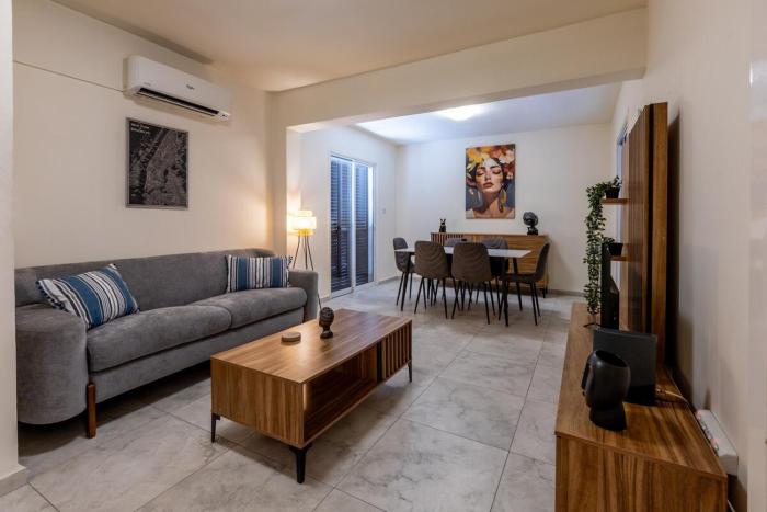 Lovely home in kapsalos