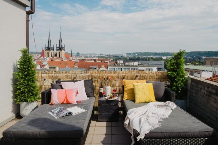 Prague Days - Cozy Studio with Rooftop Terrace