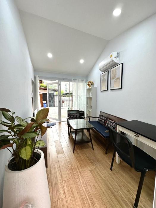 Baan Ploy In3 Cozy Lanna Home in Old Town