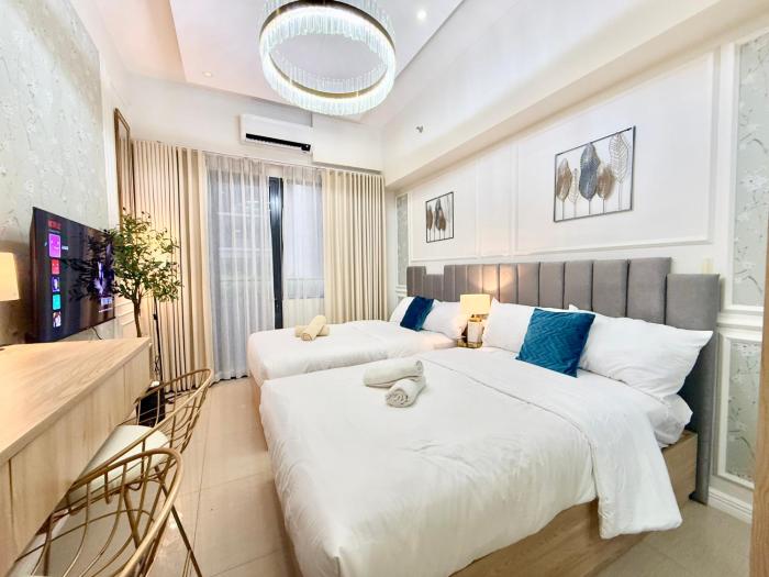 ClaySky Staycation at Shore 2 Residences MOA