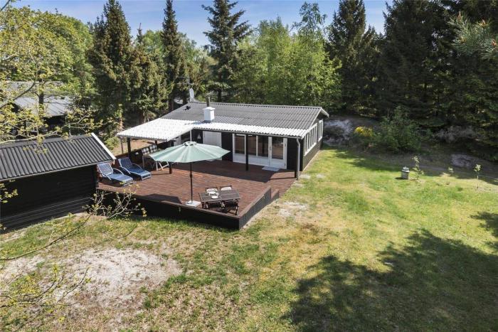 1555-Aakirkeby-Aedjavejen-14