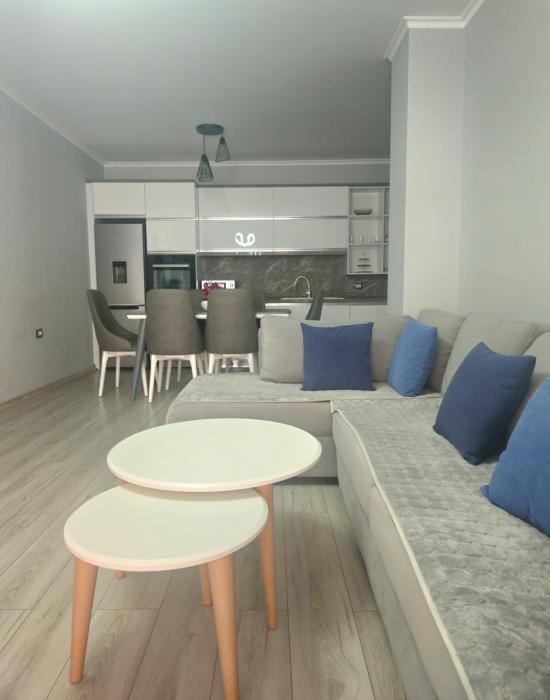 Marys luxury apartment Pogradec 1