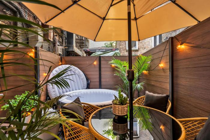 Modern West Village 1BR Garden steps to subway