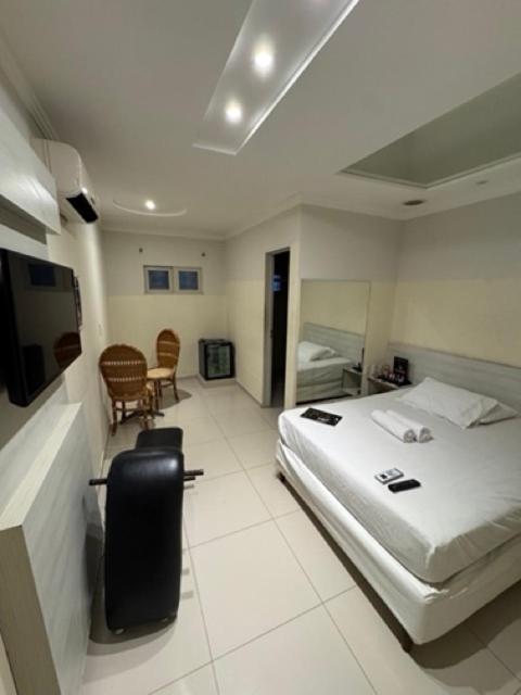 Dlazer Hotel e Motel