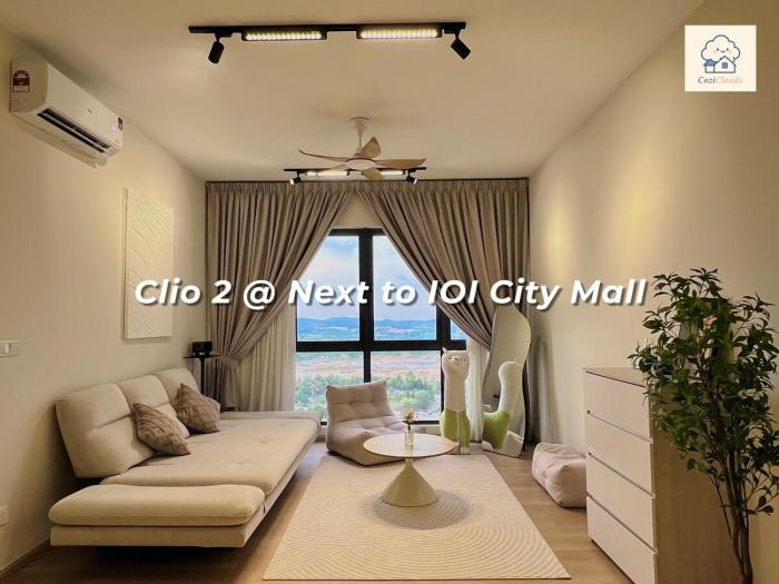 Calm MUJI-Inspired Home - Stunning Sunset View - Steps To IOI City Mall - Your Best Urban Retreat
