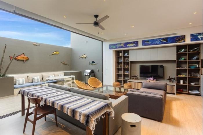 Modern 1bd-2bth with Sofa Bed Near the beach