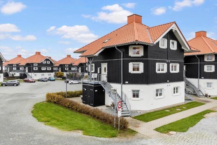 FY382-Bogense-Vestre-Engvej-104-1-tv