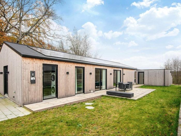 14 person holiday home in Glesborg-By Traum