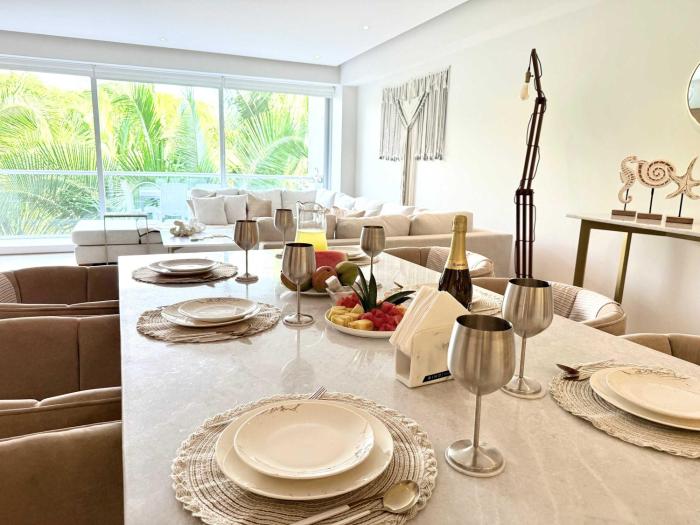 Bolongo 3BR your exclusive oceanfront escape