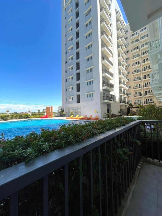 La Fayette Park Square Condominiums Comfort Cove - Iloilo