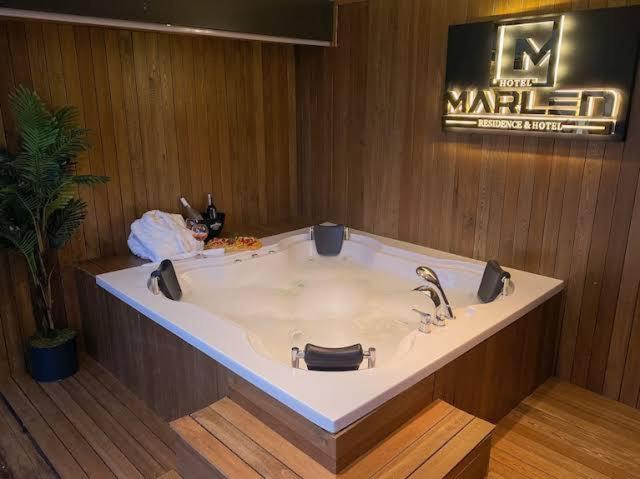 Marlen Residence Hotel