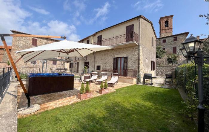 Lovely Apartment In Civitella Benazzone