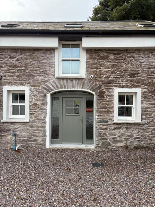 The Courtyard Apartments