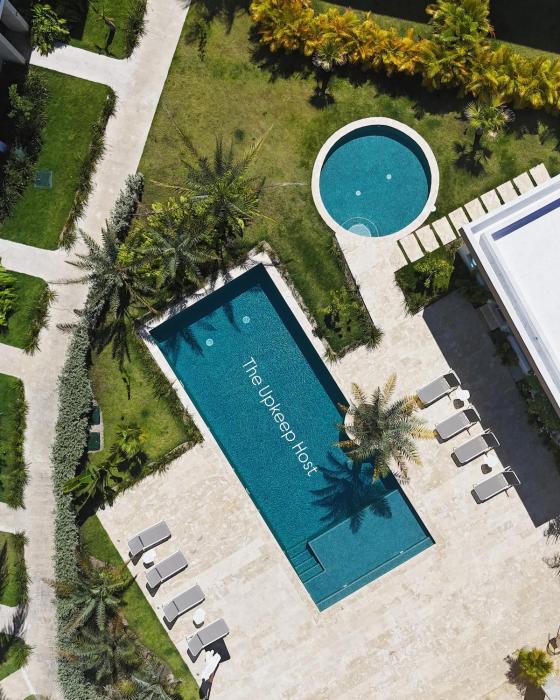 Villa Padierna, Elegant Beach House Getaway in White Sands