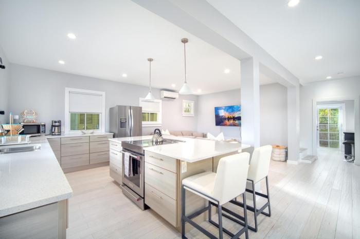 Conch Republic Cooler