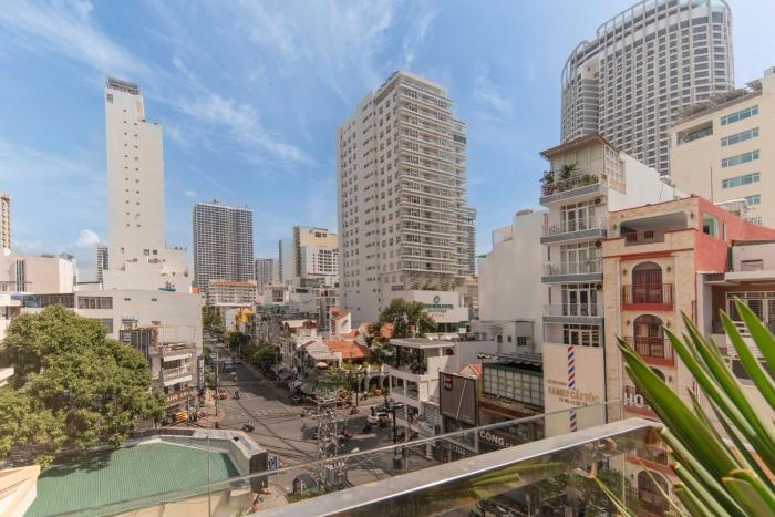 City view Modern Apt Bigbacony 5Br