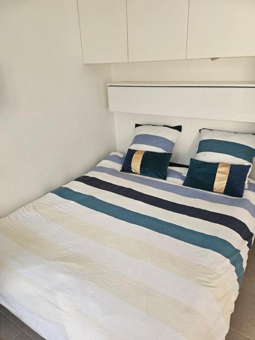 Studio calme à mantes la ville