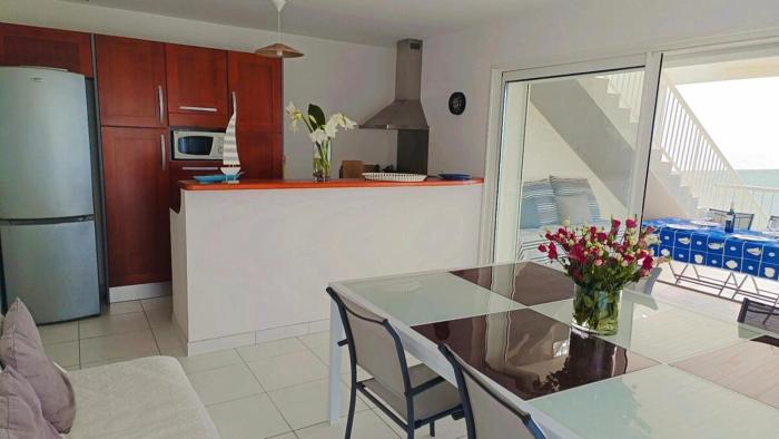 Appartement les pieds dans leau