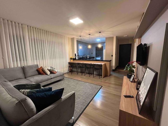 Edifício Frente Mar Apto lateral