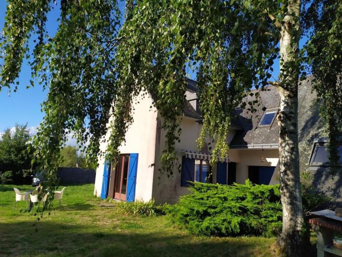 Maison avec grand terrain à 2 pas de la mer