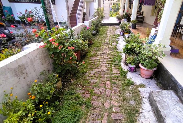 Anand Niwas Homestay Bhowali near Nainital Kainchi Dham and Bhimtal
