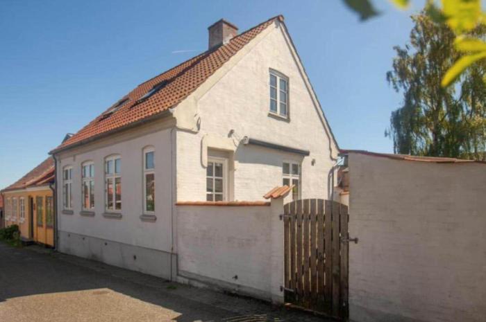 AE229-Marstal-Mellemgade-2