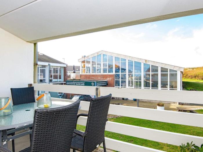 6 person holiday home in Ringkøbing-By Traum