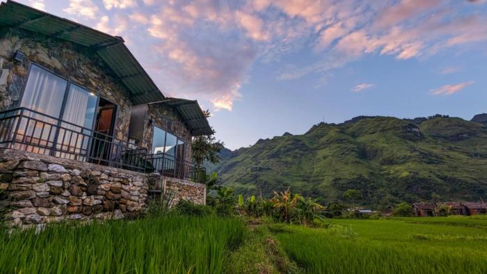 Du Già Khánh Chung homestay