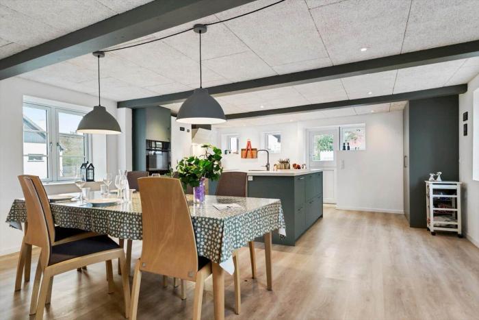 20120-Samso-Nordby-Hovedgade-22