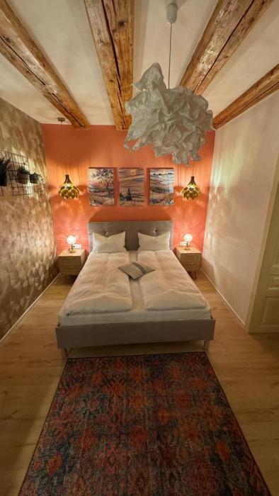 Seek and Hide - Markos Dream Hideaway