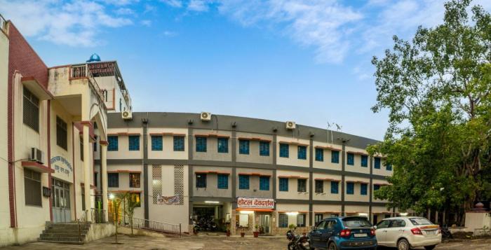 Devdarshan Hotel & Restaurant