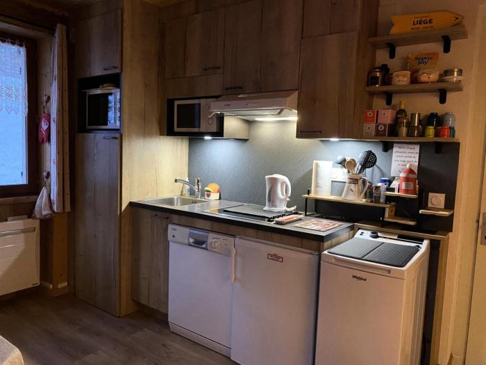 Résidence Lanslevillard Quartier Eglise - 3 Pièces pour 6 Personnes MAE-2203