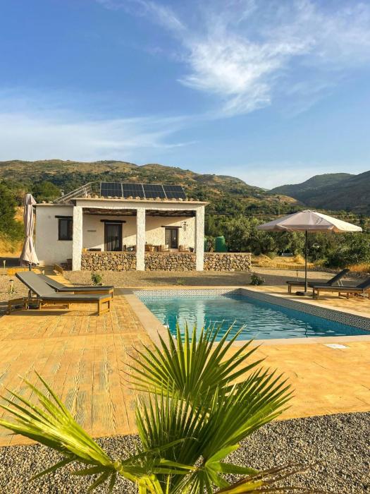 Casa Astrid at Vista de Valor - Off Grid & Private Pool