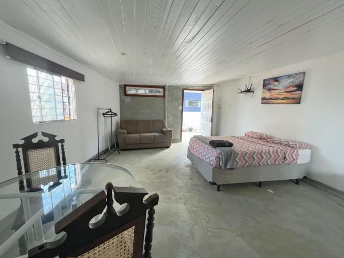 Studio a 160 metros do mar na melhor localização da Barra III