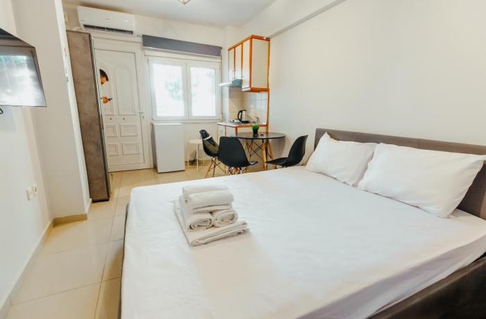 Stylish Central Retreat