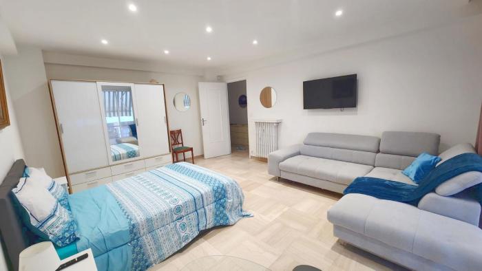 Spacieux Plages Gare Juan Les Pins