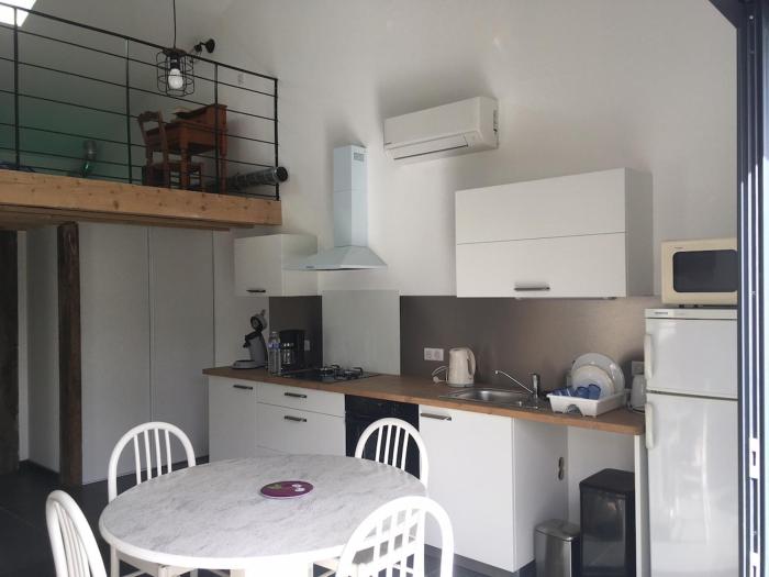 Maisonnette climatisé avec terrasse et jardin