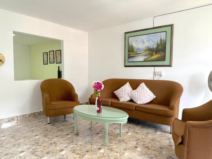 San Rafael apartamento amplio y cómodo cerca del río y parque principal