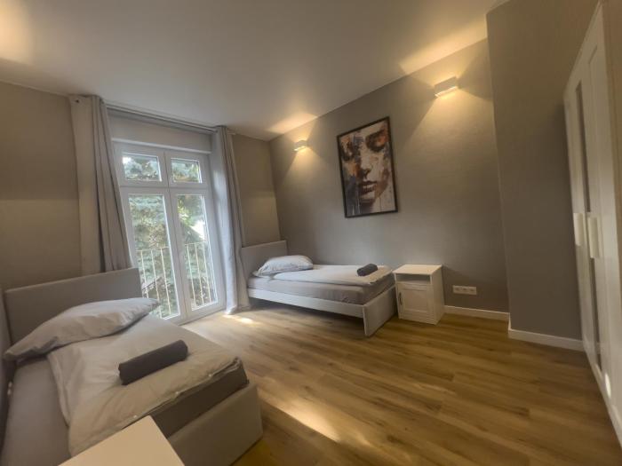 Modernes Apartment mit 2 Schlafzimmern und Küche