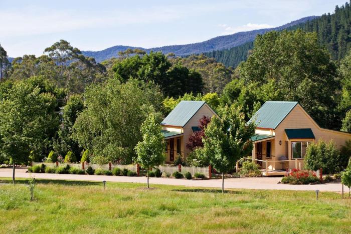Autumn Abode Cottages - Two
