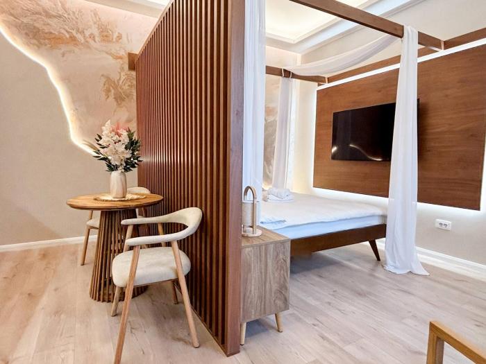 Central Sunrise Mad Luxury Residence