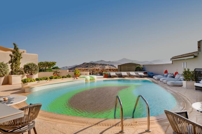 Kouros Art Hotel - Designed for Adults