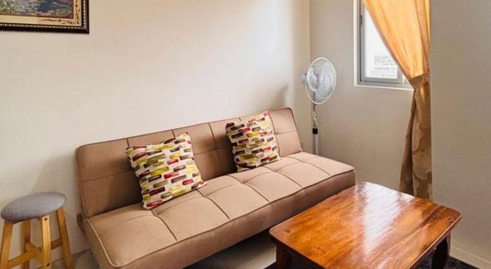 WV 29 Your Warm City Escape