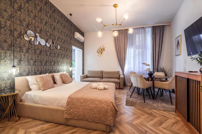 Golden Apartment by Cracovia Prime