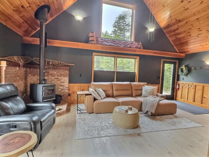 Cabin in Ellicottville, Fire Place & Hot Tub
