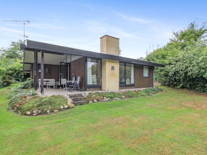 Holiday Home Maya - 900m from the sea by Interhome