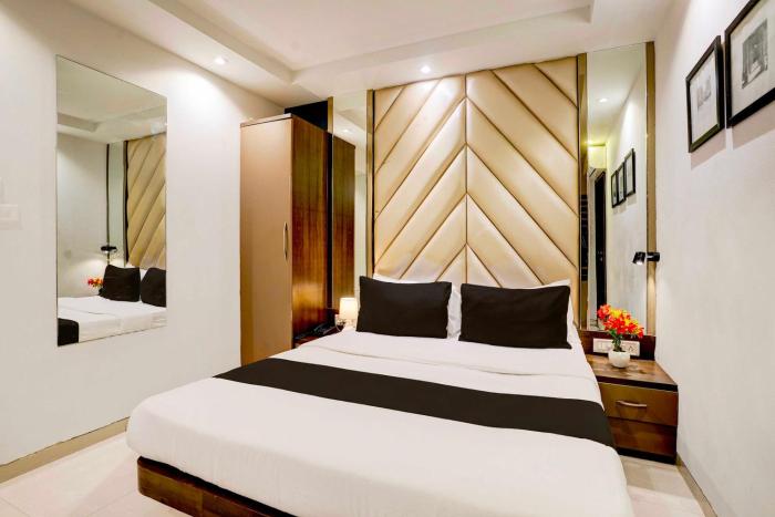 Collection O Chhatrapati Shivaji Maharaj Metro Station